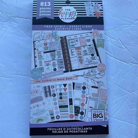 2 Books Happy Planner Stickers  FARMHOUSE 715 Pieces FREE SPIRIT 813 Piec… - Picture 5 of 6